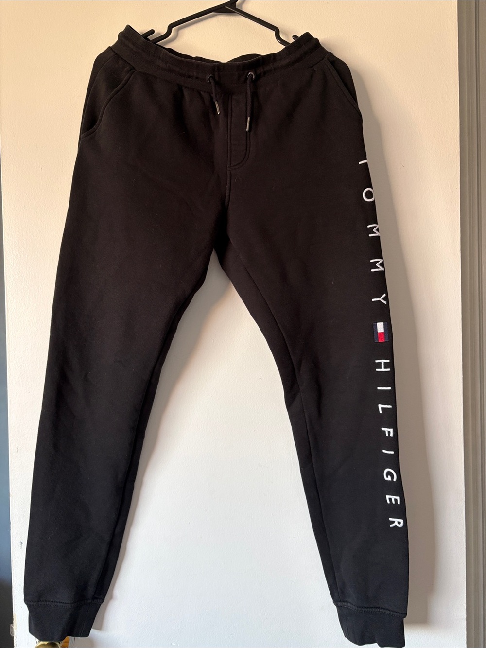 Tommy Hilfiger Black Side-Logo Sweatpants